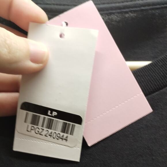 BLACKPINK - LISA Size 2X Official Merch Alter Ego Black KPOP Graphic Tee NWT - Picture 6 of 6